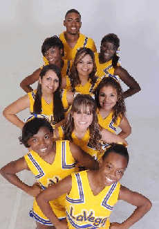 Senior Cheerleaders 2010-2011